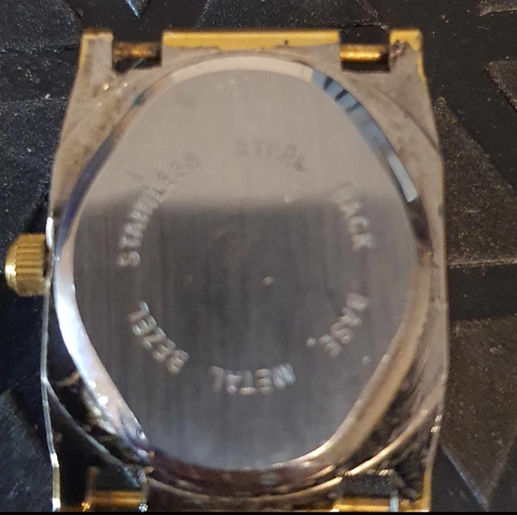 🦋10/$20🦋 Pierre Jacquard Silver/Goldtone Women's Watch  (No Band) - Picture 3 of 3